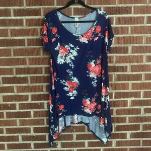 Blue Floral high-low Top